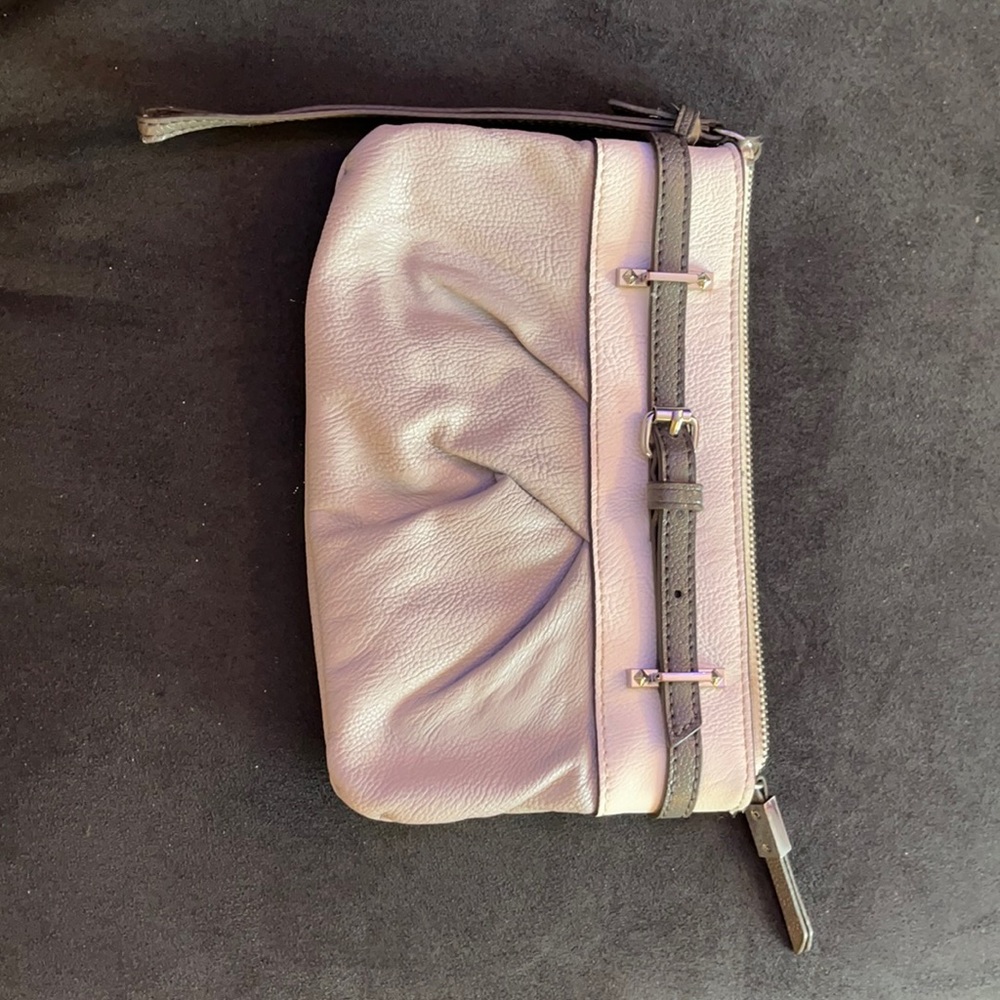Vera Wang Wristlet Gray/white